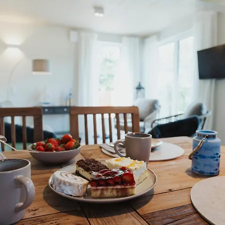 Neu Rügen Resørt Großzügige, Gemütliche Doppelhaushälfte Mia Mit Terrasse Ferienhaus *