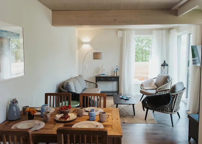 Neu Rügen Resørt Großzügige, Gemütliche Doppelhaushälfte Mia Mit Terrasse Сasa de vacaciones *