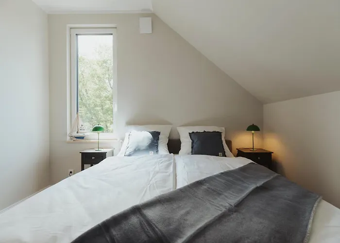 Neu Rügen Resørt Großzügige, Gemütliche Doppelhaushälfte Mia Mit Terrasse Сasa de vacaciones Sagard